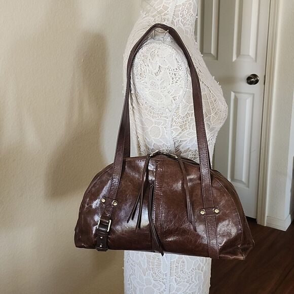 HOBO Beckon Leather Bag - Picture 3 of 11